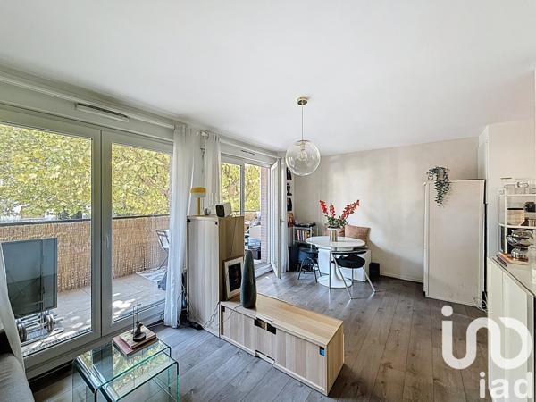 Appartement à vendre 1 pièce 32 m² Rosny-sous-Bois