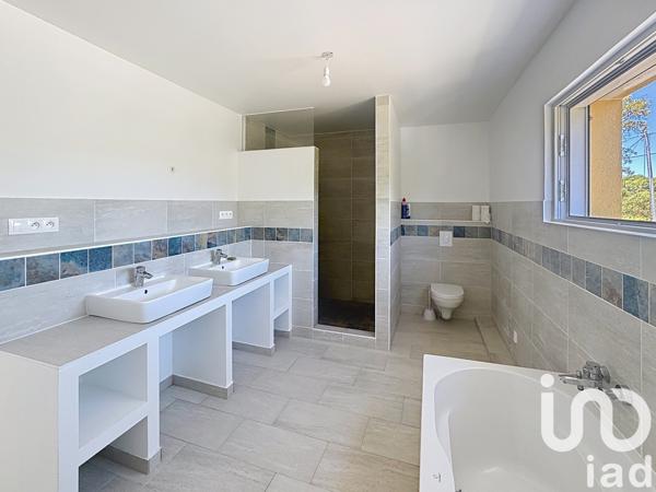 Maison à vendre 5 pièces 210 m² Trans-en-Provence