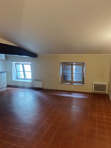 APPARTEMENT T3 CENTRE-VILLE CARCASSONNE