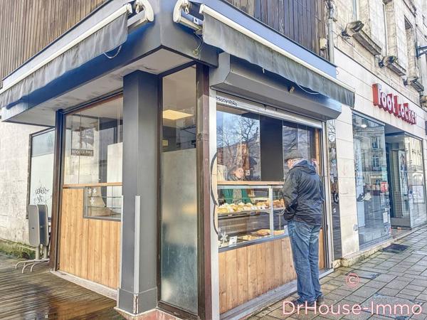 Commerce à vendre 6 pièces de 100 m²