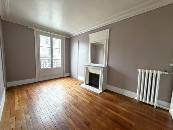 Location Appartement 4 pièces 101 m2 à Compiègne
