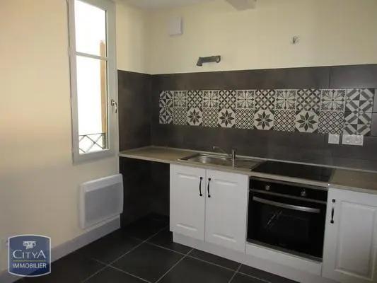 Appartement à louer 5 pièces 109.2m²