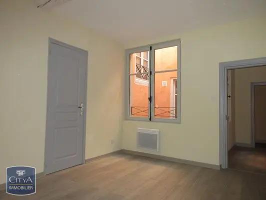 Appartement à louer 5 pièces 109.2m²