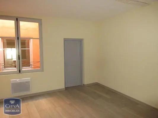 Appartement à louer 5 pièces 109.2m²