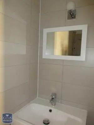 Appartement à louer 5 pièces 109.2m²