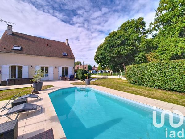 Maison à vendre 6 pièces 130 m² Saint-Fargeau-Ponthierry