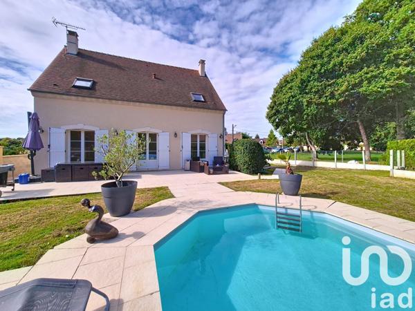 Maison à vendre 6 pièces 130 m² Saint-Fargeau-Ponthierry