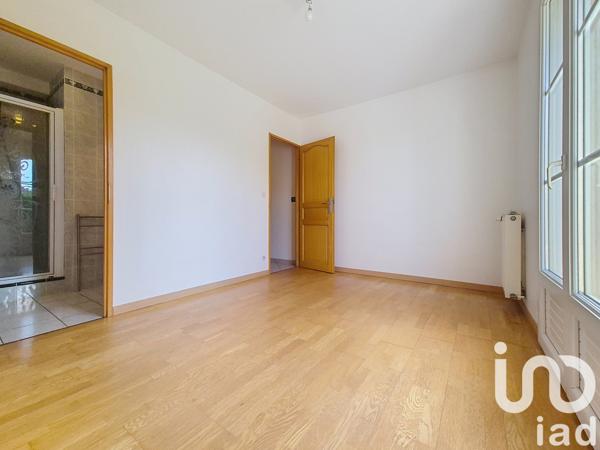 Maison à vendre 6 pièces 130 m² Saint-Fargeau-Ponthierry