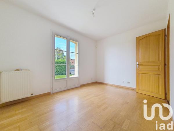 Maison à vendre 6 pièces 130 m² Saint-Fargeau-Ponthierry