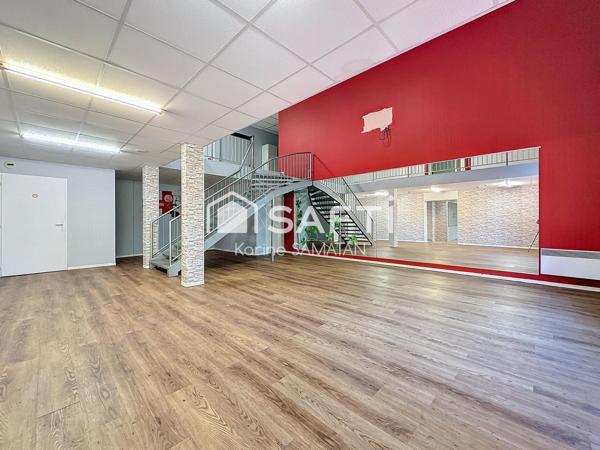 Local commercial rénové de 216 m2 au coeur de Montastruc-La-Conseillère