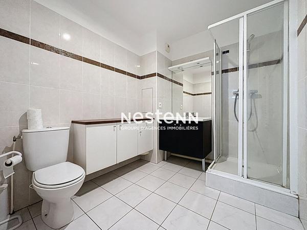 ISSY LES MOULINEAUX - AVENUE BOURGAIN - Appartement 2 pièces de 39.48 m² avec balcon, cave et double parking