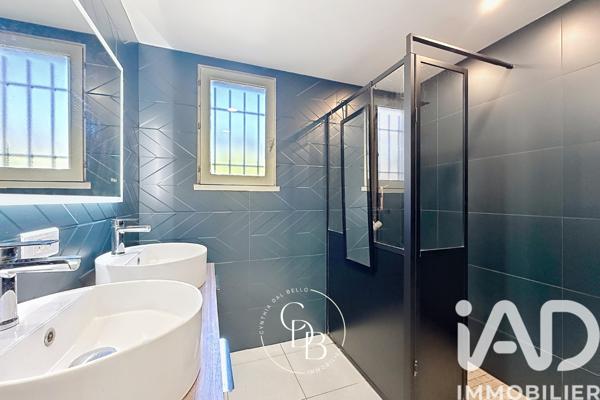 Maison à vendre 5 pièces 110,67 m² Bagnols-sur-Cèze