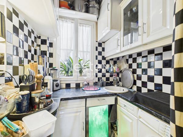 Appartement de charme au coeur du 18eme