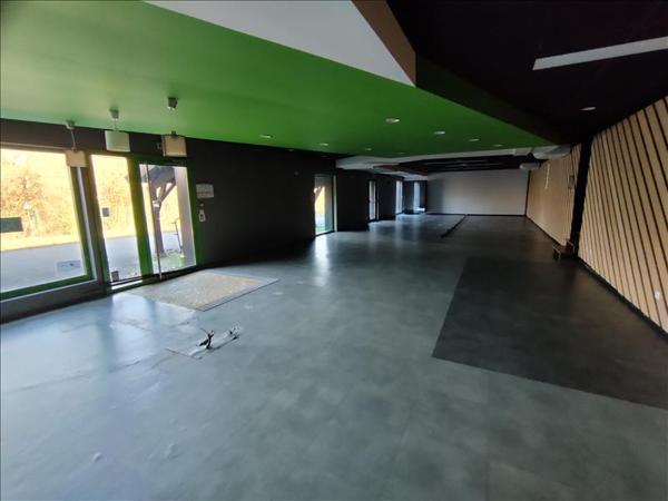 Immeuble à vendre |  Figeac |  700 m²