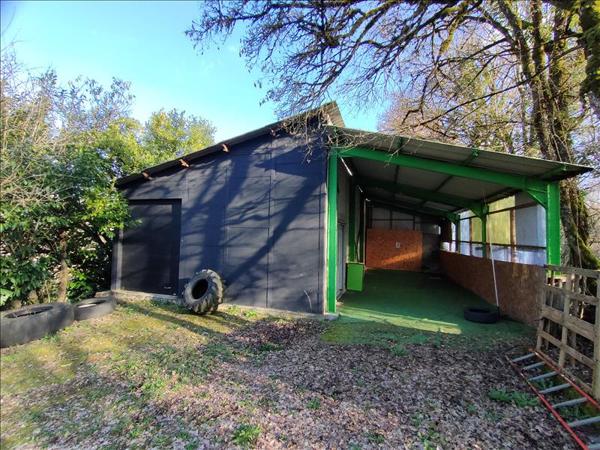 Immeuble à vendre |  Figeac |  700 m²