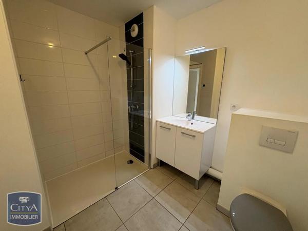 Appartement à louer 3 pièces 53.19m² Tours (37100)