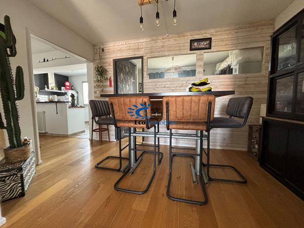 APPARTEMENT 2 CHAMBRES LA ROCHELLE AVEC BALCON  La rochelle