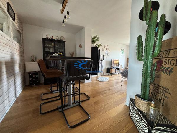 APPARTEMENT 2 CHAMBRES LA ROCHELLE AVEC BALCON  La rochelle