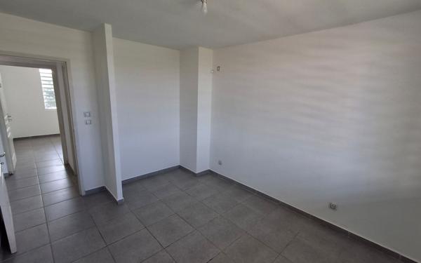 Appartement à vendre    2 pièces • 79,75 m2 Cayenne