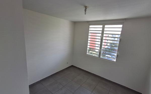 Appartement à vendre    2 pièces • 79,75 m2 Cayenne