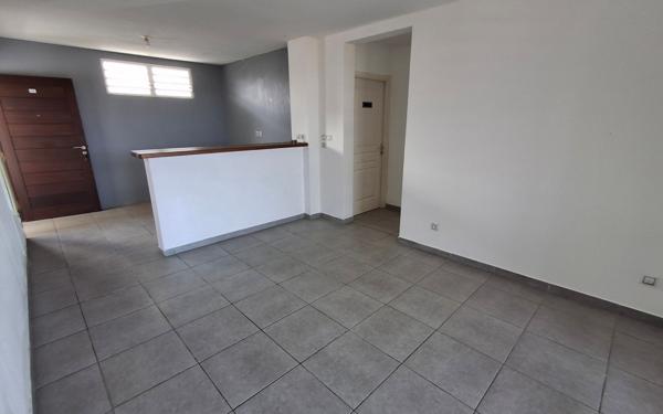 Appartement à vendre    2 pièces • 79,75 m2 Cayenne