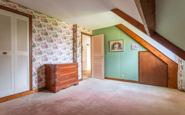 Maison à vendre    7 pièces • 184,96 m2 Saint-Germain-lès-Corbeil