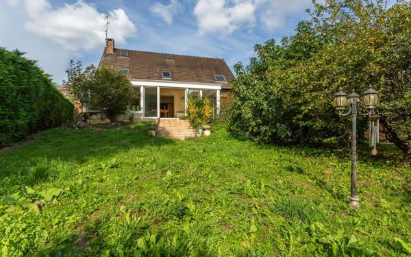 Maison à vendre    7 pièces • 184,96 m2 Saint-Germain-lès-Corbeil