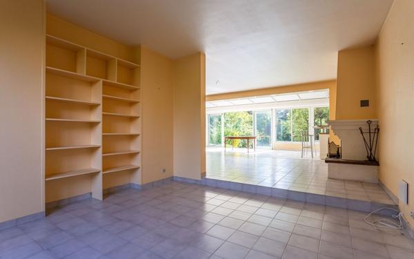 Maison à vendre    7 pièces • 184,96 m2 Saint-Germain-lès-Corbeil