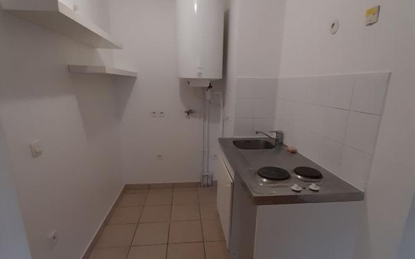 Appartement à vendre    1 pièce • 27 m2 Le Plessis-Robinson