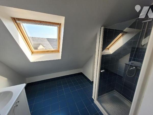 Maison à Vendre à Dinard (35800) en Ille-et-Vilaine (35)

Cette maison d'une surface habitabl...