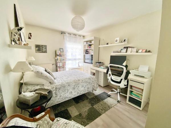 T3 spacieux calme et lumineux dans une copropriété avec piscine