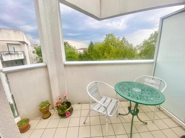 T3 spacieux calme et lumineux dans une copropriété avec piscine