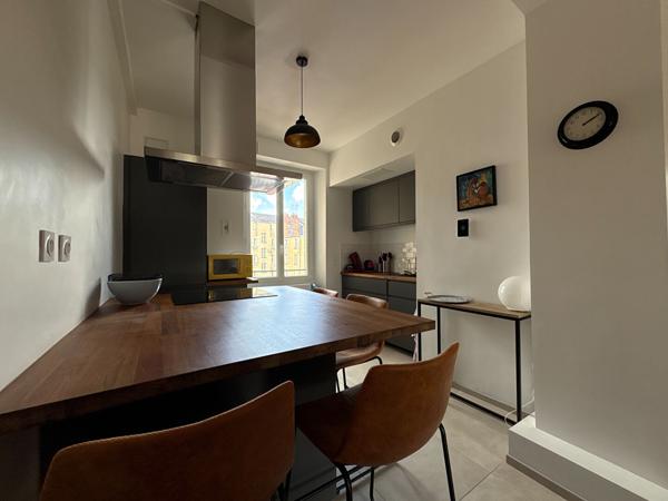 RENNES CENTRE VILLE - Appartement type 3 meublé - Prestations de qualité