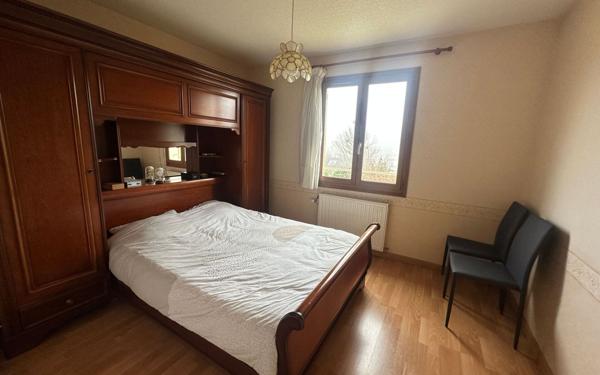 Maison à vendre    4 pièces •  Saint-Sernin-du-Bois