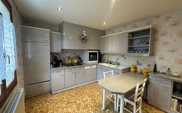 Maison à vendre    4 pièces •  Saint-Sernin-du-Bois