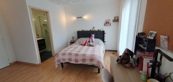 Location chambre Cachan - 1 pièce(s) - 160 m² - 790 €/mois