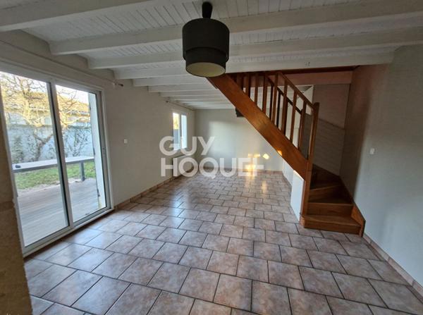 Maison T5 + Terrasse + Jardinet