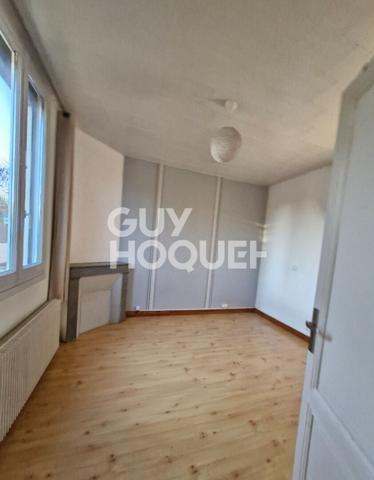 Maison T5 + Terrasse + Jardinet