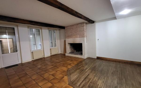 Maison à louer    5 pièces •  Agen