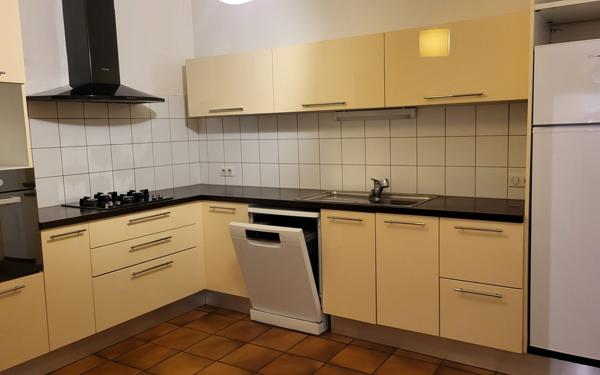 Maison à louer    5 pièces •  Agen