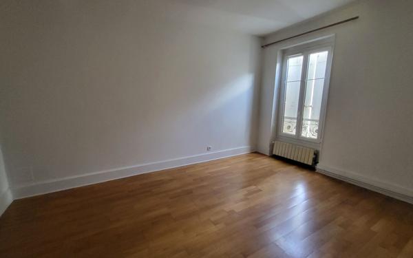 Maison à louer    5 pièces •  Agen