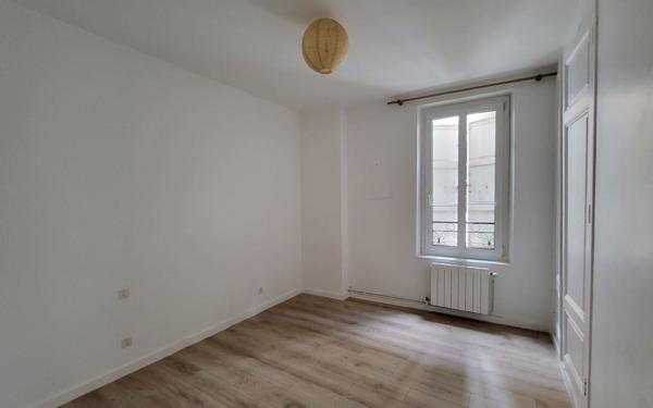 Maison à louer    5 pièces •  Agen