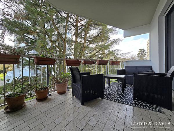 MERIGNAC - 3 pièces - 2 balcons exposé SO - très clair - au calme