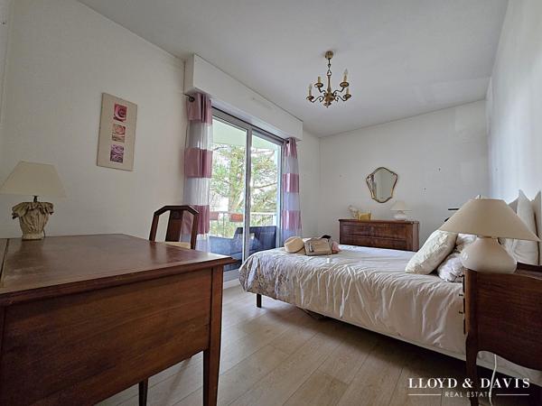 MERIGNAC - 3 pièces - 2 balcons exposé SO - très clair - au calme