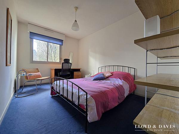 MERIGNAC - 3 pièces - 2 balcons exposé SO - très clair - au calme