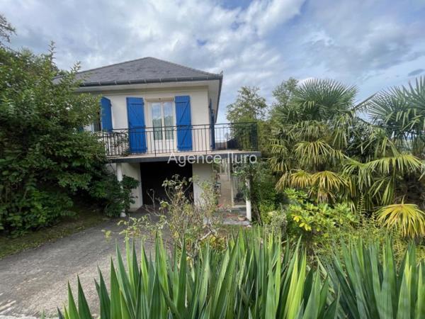 Maison - Proximite oloron-sainte-marie - Réf.:205326 EXCLUSIVITE - VILLA T4 DE CONCEPTION PLAIN-PIED EN TRES BON ETAT STRUCTUREL AVEC BELLE VUE CHAMPETRE -