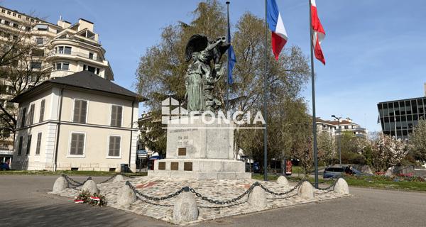 À vendre Local commercial 14 m² - Annecy 74000