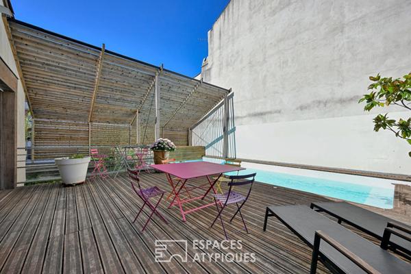 Maison de ville avec terrasse, piscine et garage