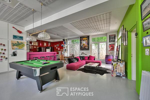 Maison de ville avec terrasse, piscine et garage