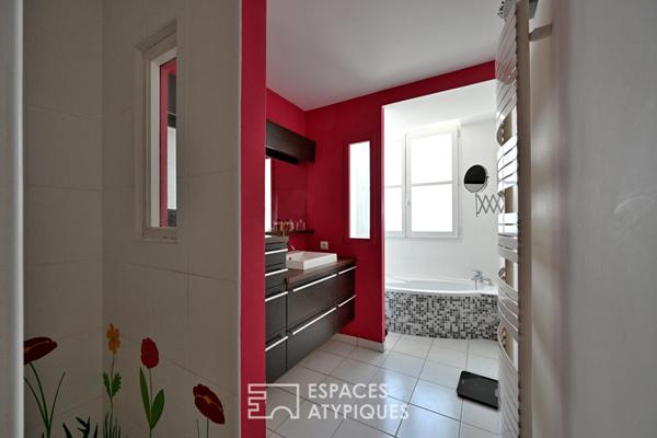 Maison de ville avec terrasse, piscine et garage